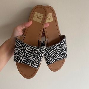 summer animal print slides size 8